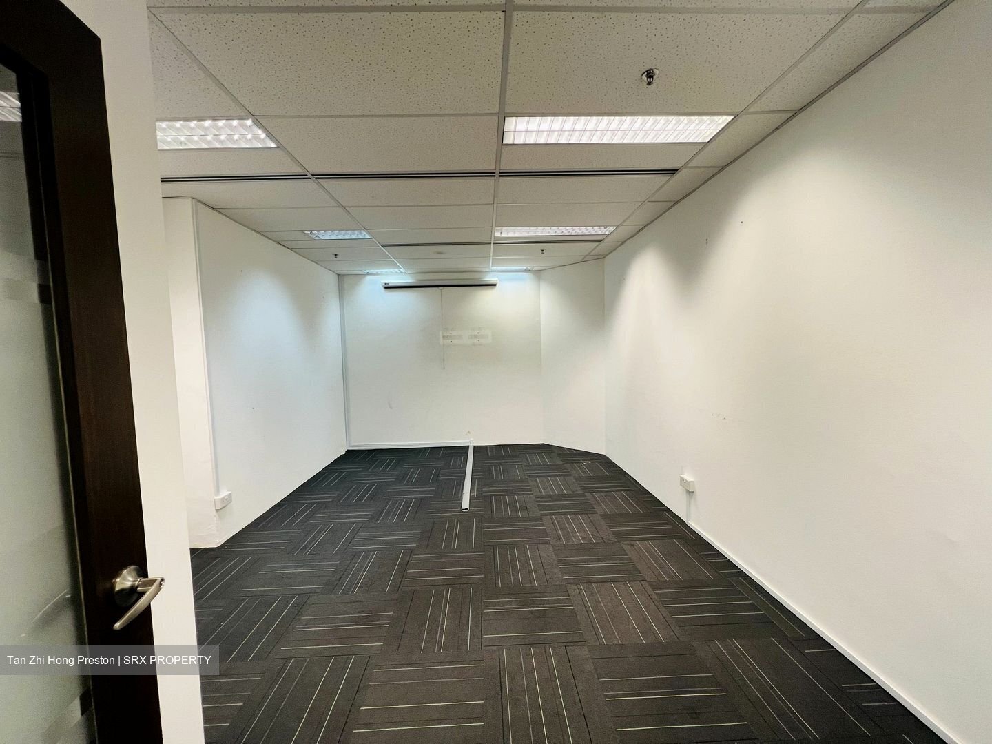Robinson 112 (D1), Office #482971221